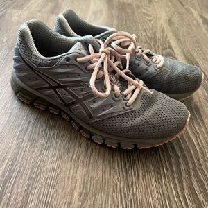 ASICS GelQuantum 180